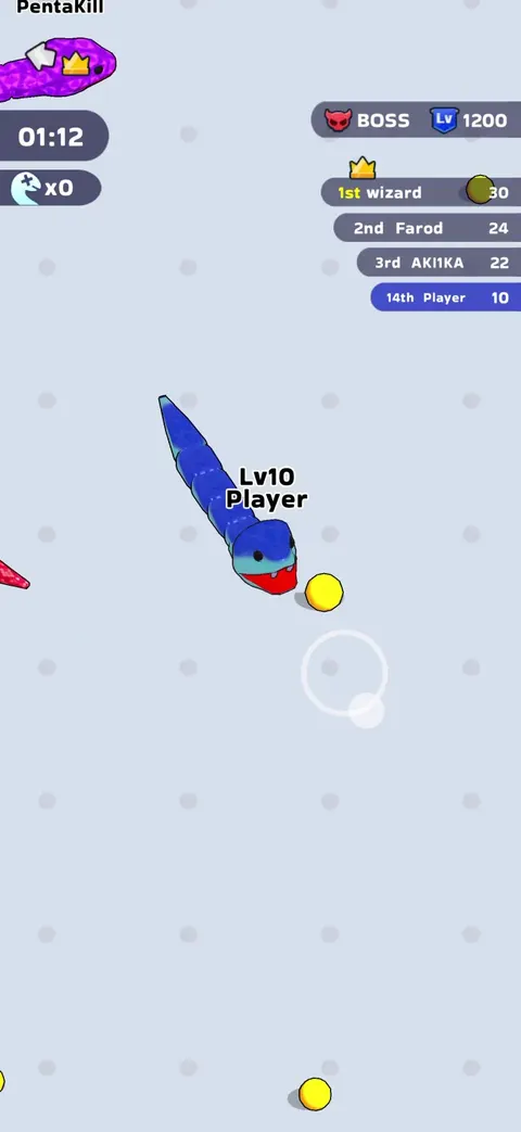 Gameplay screen from Snake Clash